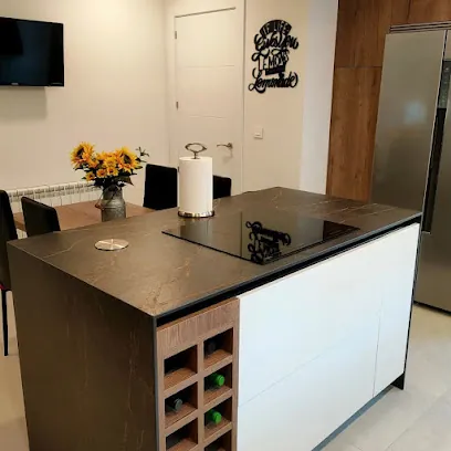 Ambientes cocinas | Tienda muebles cocina Santander - Exposicion cocinas Santander - Reformas cocina y baño, tienda de cocinas