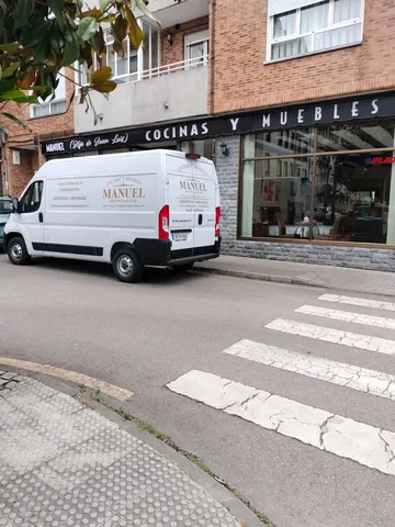 MANUEL (hijo de Juan Luis) COCINAS Y MUEBLES