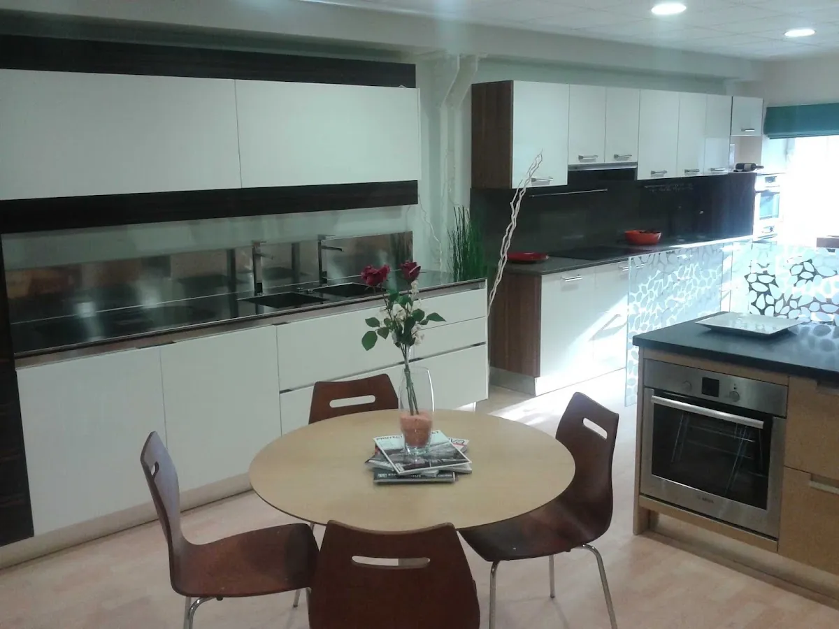 MUEBLES DE COCINA - ARALAR ESTUDIO S.L., tienda de cocinas