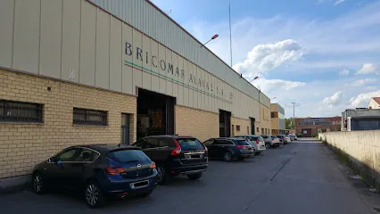 Bricomar Álava - Cocinas y Armarios, tienda de cocinas